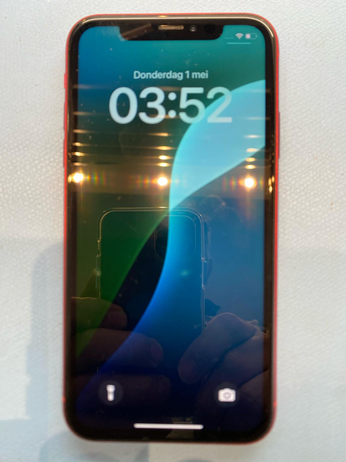 iPhone XR Refurbished Rood